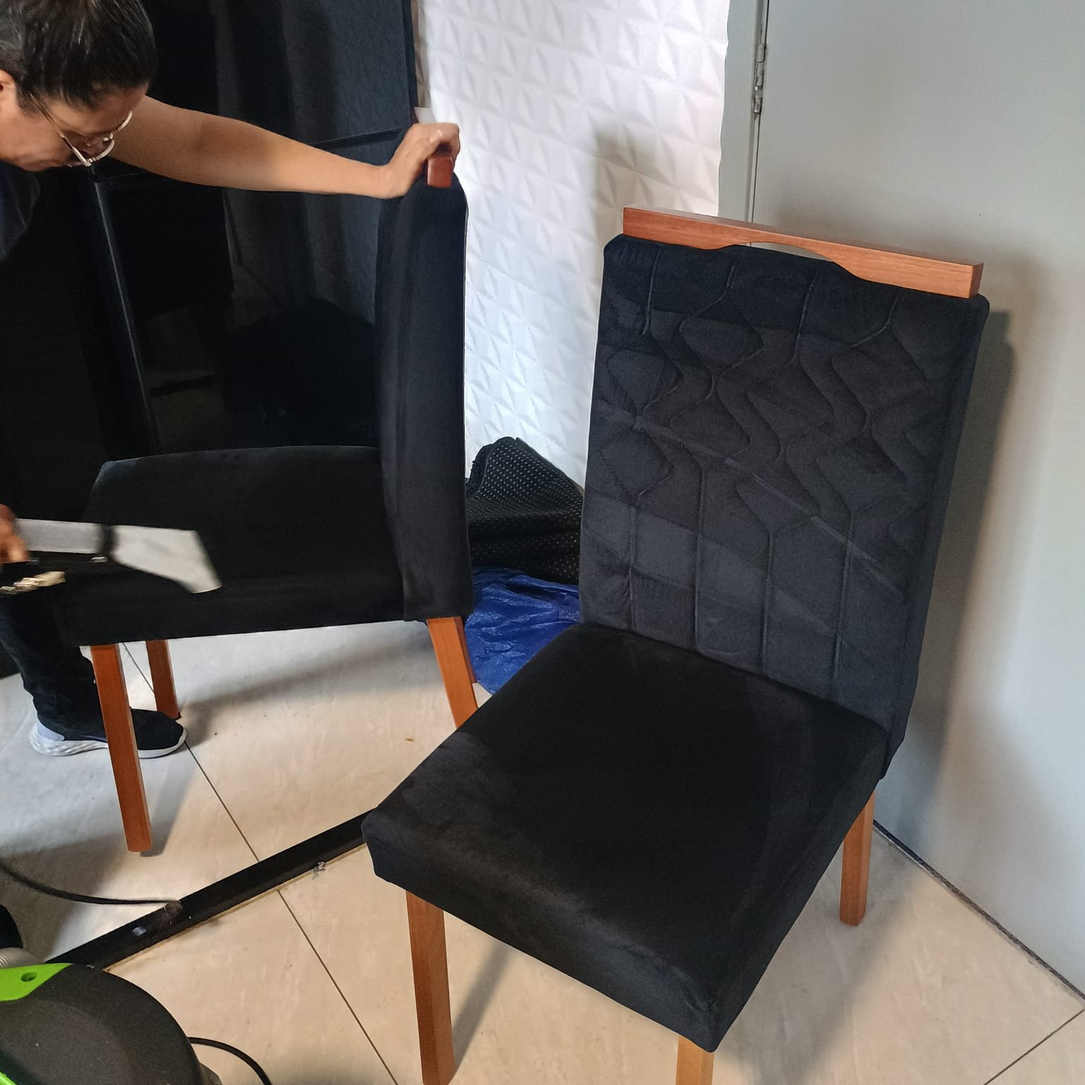 Antes e depois limpeza de sofá 2